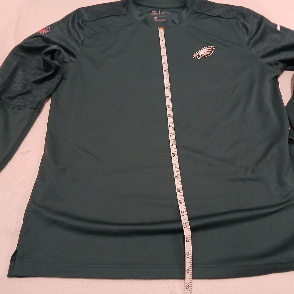 NWOT  NIKE/NFL PHILADELPHIA EAGLES DRI-FIT LONG SLEEVE